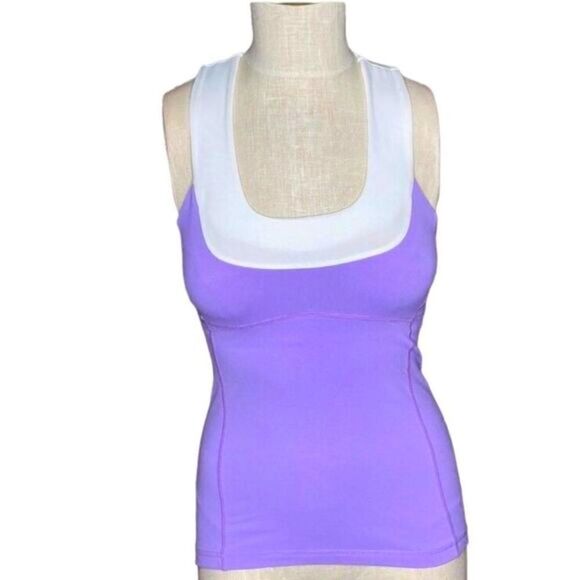 LuLulemon Athletic Top With Built in Bra Woman’s Size 4 - Picture 2 of 6
